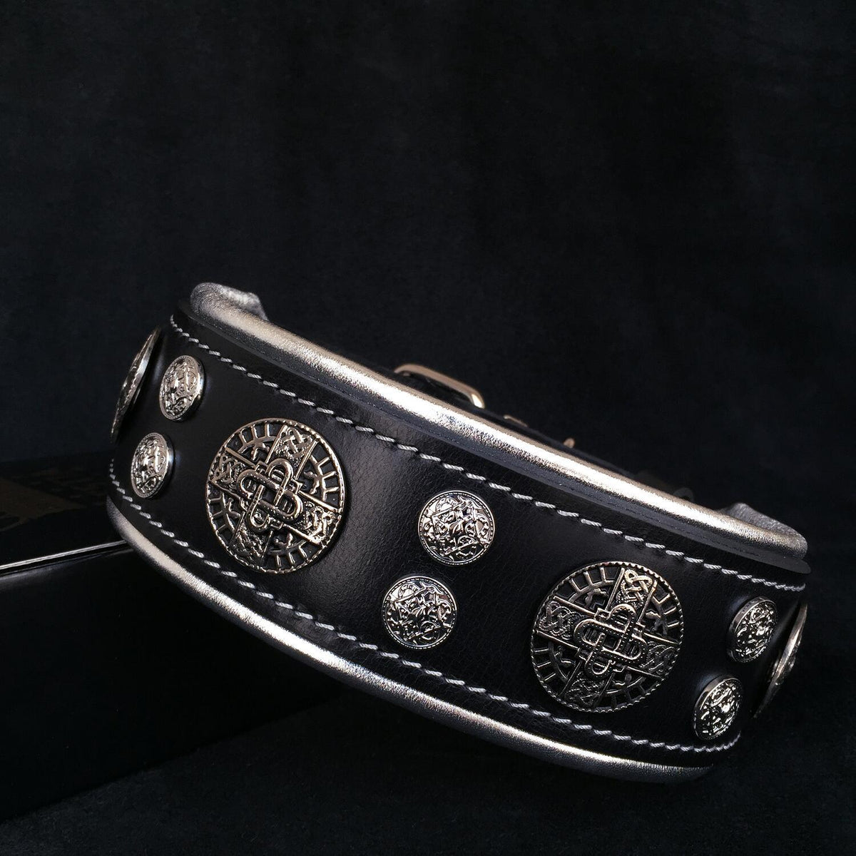 Collar Hektor de cuero para perros